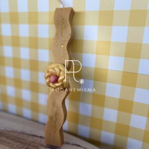 Αρωματικό κερί σόγιας με θέμα τσουρέκι